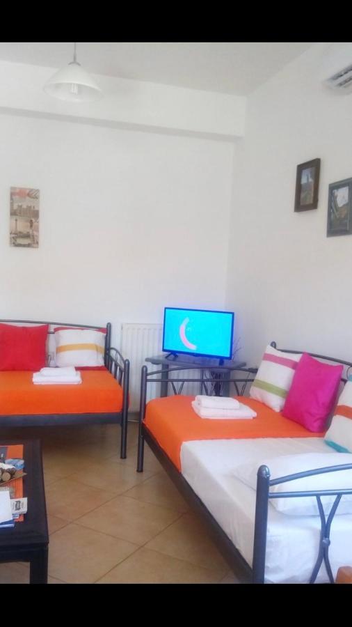 Delicatessen House Apartment Leonidio Ngoại thất bức ảnh