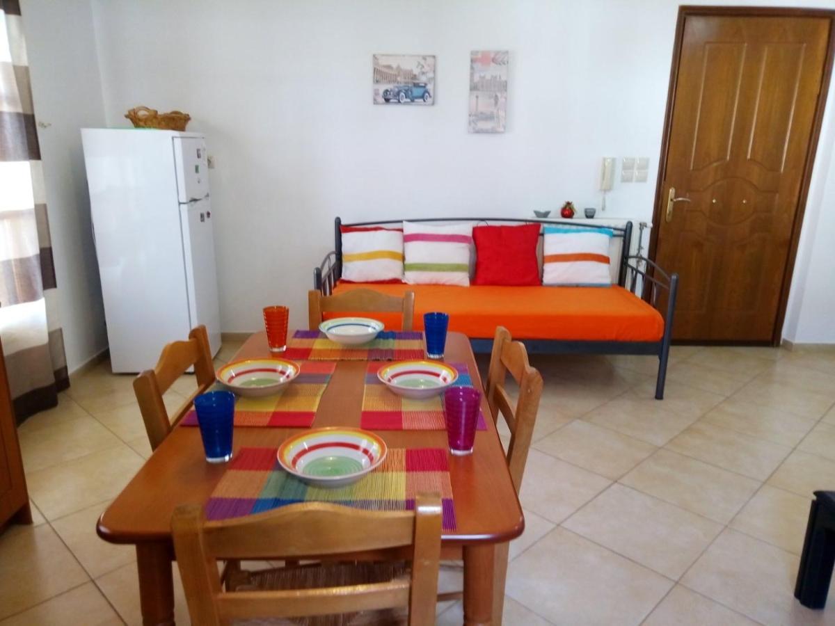 Delicatessen House Apartment Leonidio Ngoại thất bức ảnh
