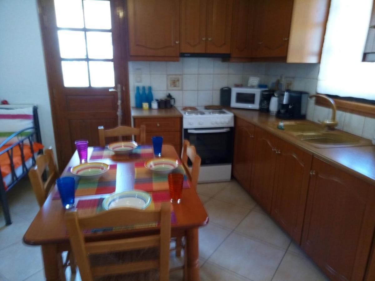 Delicatessen House Apartment Leonidio Ngoại thất bức ảnh