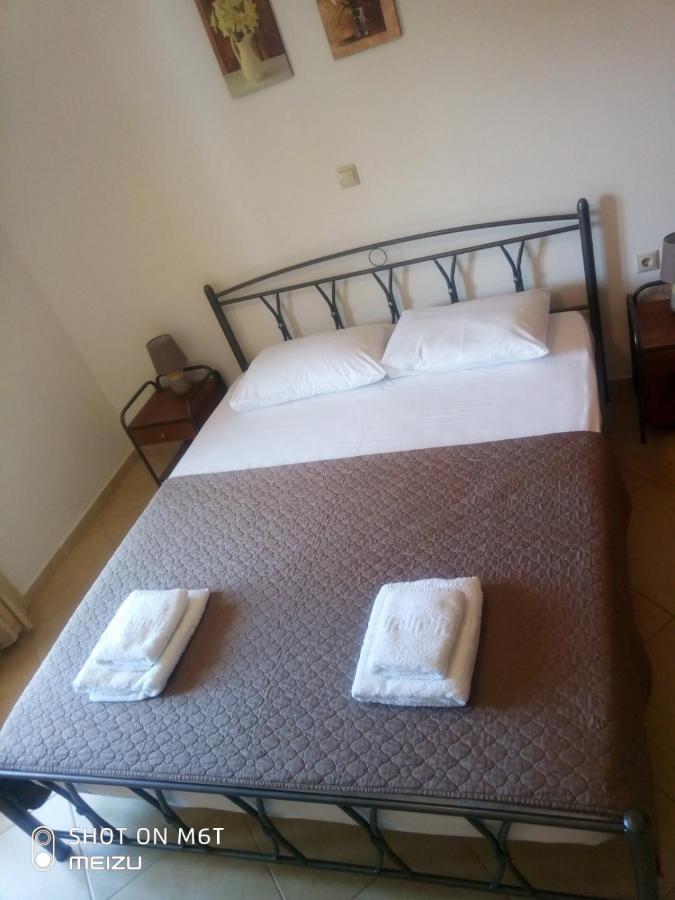 Delicatessen House Apartment Leonidio Ngoại thất bức ảnh